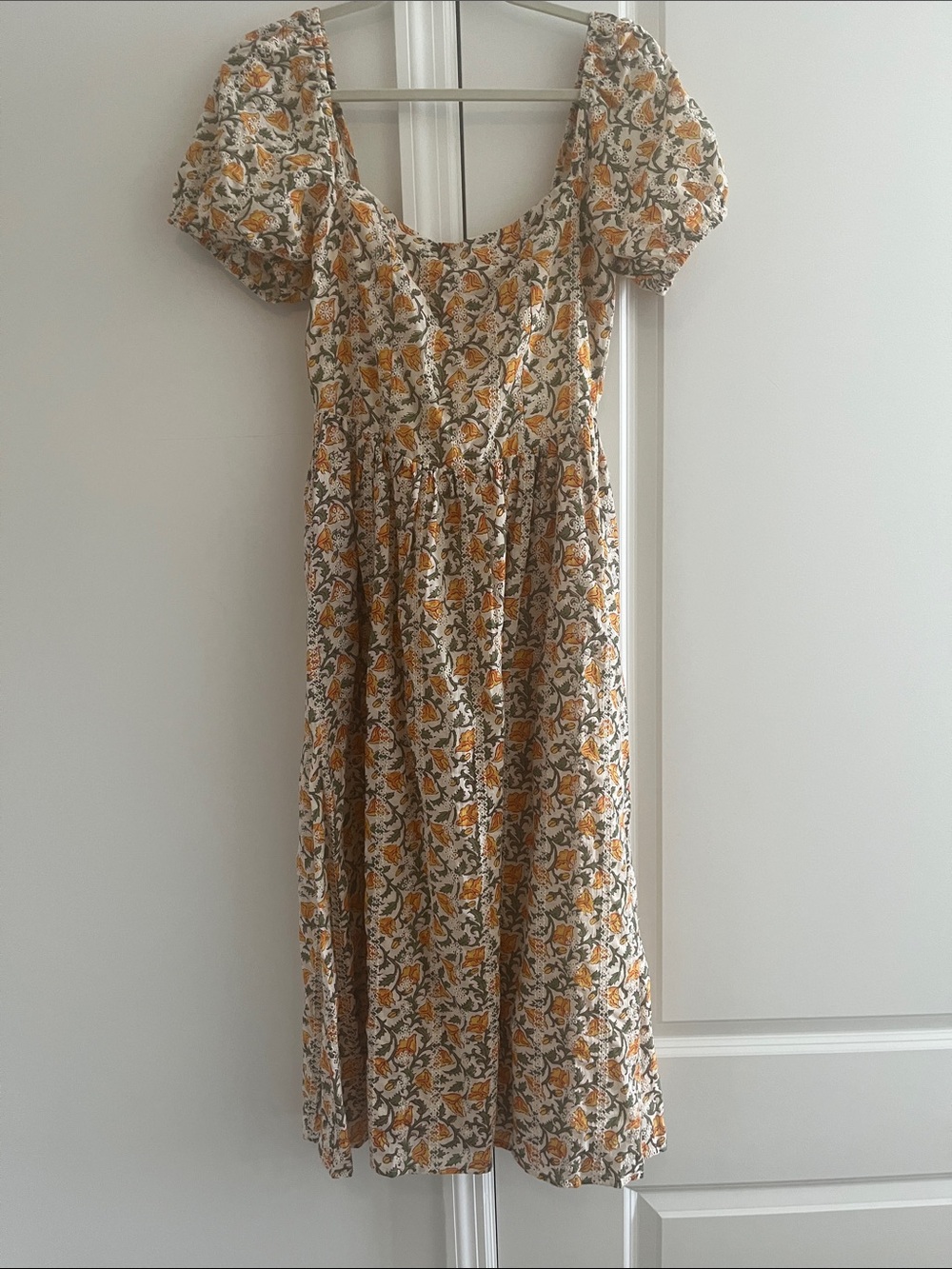 Puff-Sleeve Floral Midi Dress in Cream and Mustard